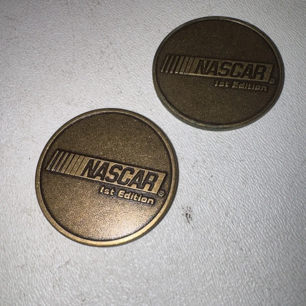 Nascar Collector Series 1st Edition PURSUIT Challenge Coin And Thrills